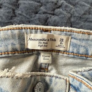 Abercrombie&Fitch Mom High Rise Jeans Curve Love